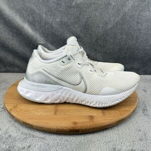 Nike Womens Renew Run White Running Training Gym Walk Shoes Sneakers Size 8.5